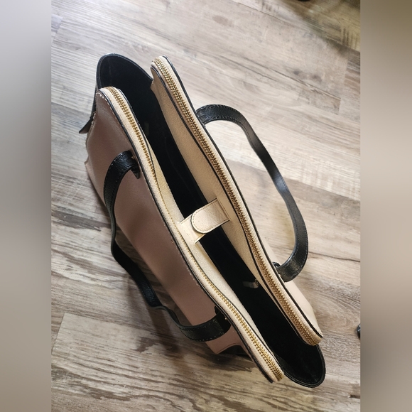 Gorgeous Cream And Black Kate Spade Grand Street Lydia Tote Purse With Side Bags - Picture 5 of 17